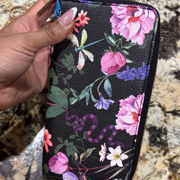 Victoria's Secret Floral Black Wallet - Picture 3 of 6